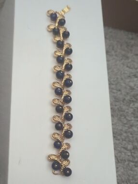 Gold Leaf-Link Bracelet with Navy Beads